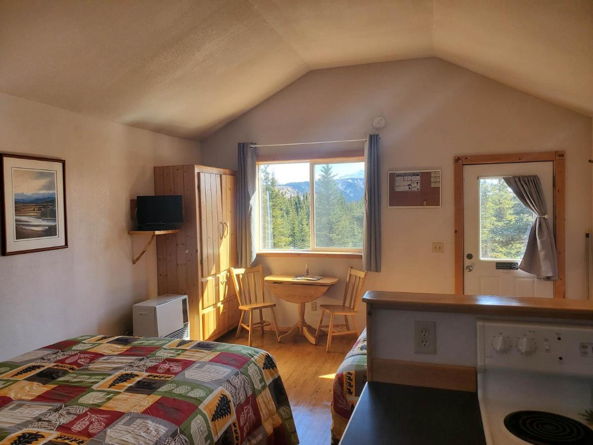 Denali'S Alaskan Spruce Cabins Хийли Екстериор снимка