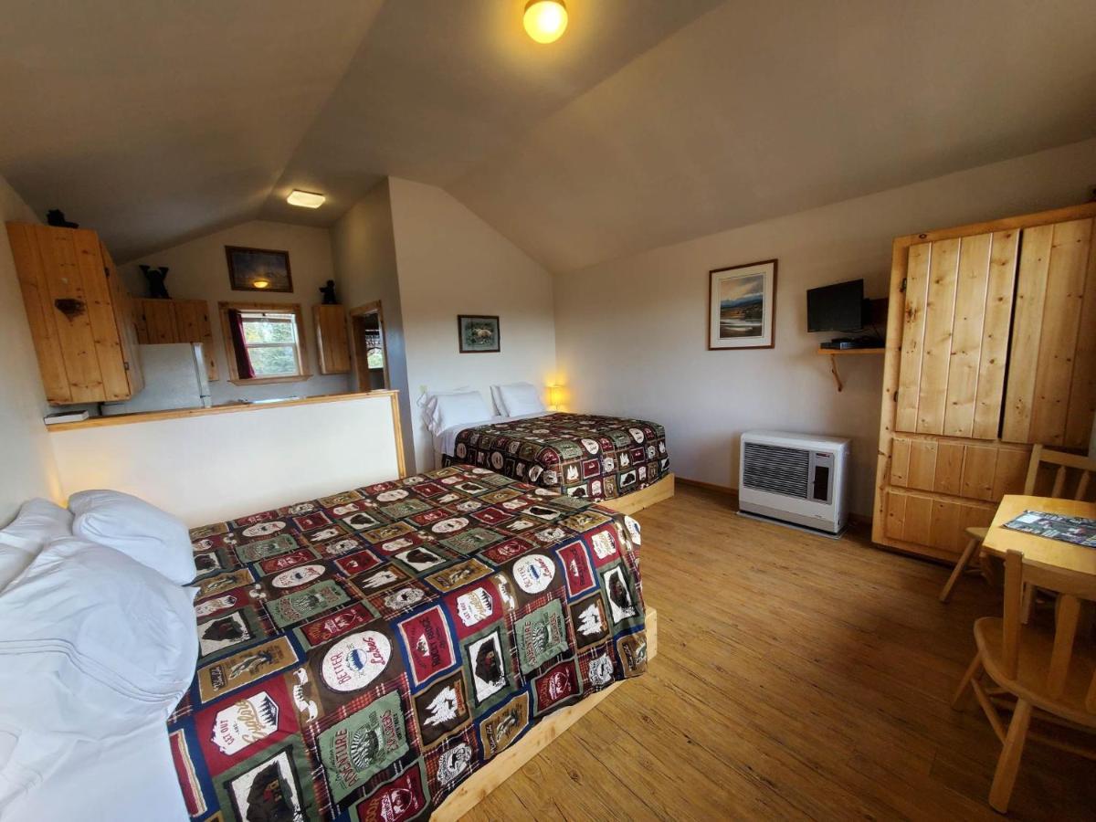Denali'S Alaskan Spruce Cabins Хийли Екстериор снимка